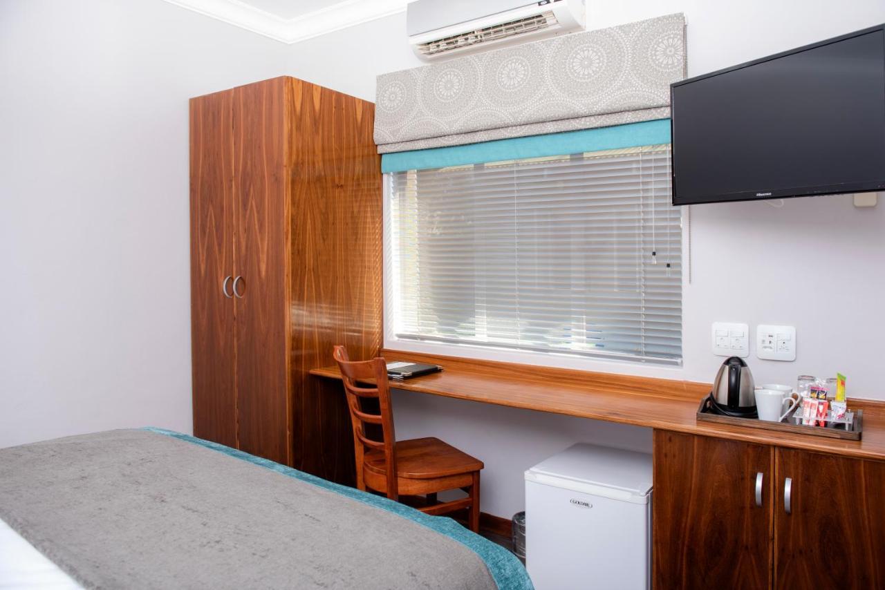 Palm Park Hotel Lephalale 外观 照片